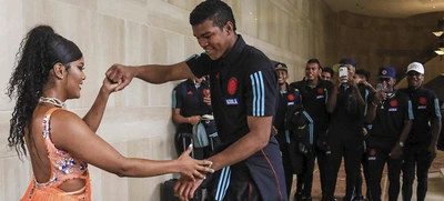 La selección Colombia Sub-20 de fútbol, hasta con guayos coge el ritmo