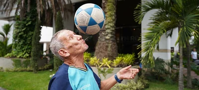 En el Sudamericano sub 20, Manuel Loor ´el malabarista con la piedra bien puesta´