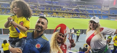 Peruana recorrió más de 1.700 kilómetros para ver jugar a su hijo en el Sudamericano Sub-20 de fútbol