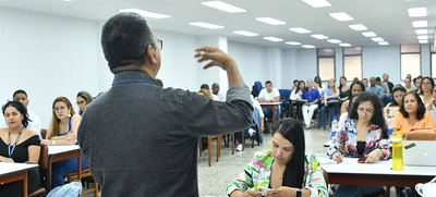 Funcionarios y contratistas de Control Interno participaron en inducción y reinducción