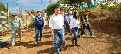 Alcalde Ospina inspeccionó avances de la obra Parque Pacífico