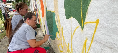 Con un mural, la comunidad del barrio La Independencia rinde homenaje a la naturaleza