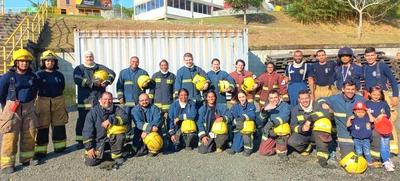 Bomberos por un Día: periodistas vistieron trajes de los “héroes sin capa”