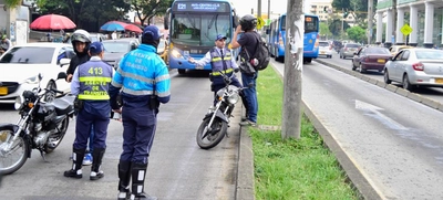 Más de mil comparendos por invasión a carriles exclusivos, durante primeros dos meses de 2023