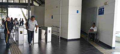 Tres terminales del MIO tendrán baños de uso público