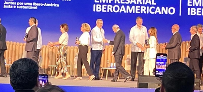 Servicios de Tránsito de Cali recibe galardón del Rey de España