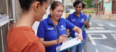 Hacienda más cerca de ti se toma la comuna 5