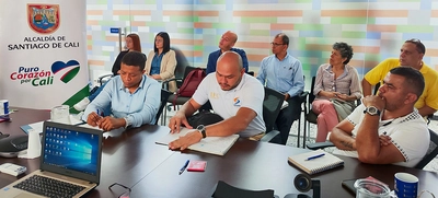 Cualquier ciudadano puede tener la oportunidad de contratar con el Estado
