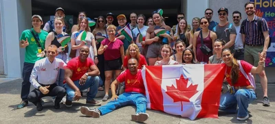 Delegación de Canadá disfrutó su bienvenida al son de la cultura caleña