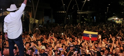 Entre mambo, zamba y música llanera el público gozó en el Bulevar del Río