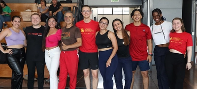 Con bailes folclóricos Rumania y Canadá disfrutaron el Intercambio de Saberes