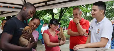 Una cita con el amor: Caleños se sumaron a la gran jornada de adopción de animales del CBA   
