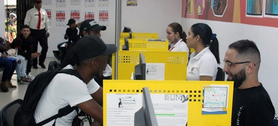 Se fortalece compromiso con población migrante y víctima del conflicto