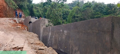 Anuncian cierre vial en El Minuto por la construcción de placas huellas