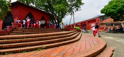 Alcaldía de Cali recibirá oficialmente el predio del colegio Santa Librada
