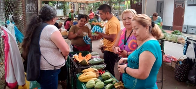 Las mujeres berracas de los ‘Mercados Campesinos’: mezcla perfecta de razas, sabores, colores y saberes