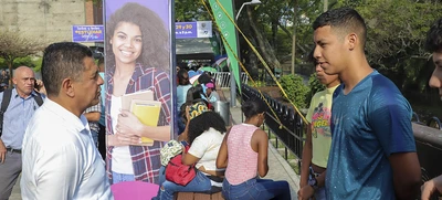 Multitudinaria asistencia para inscripciones a Todas y Todos a Estudiar Inglés