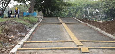 Parque Pacífico avanza en la construcción de su plazoleta peatonal e instalación de letras monumentales