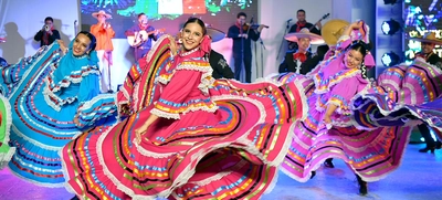 Con una grandiosa y emocionante gala, el público caleño se despidió del Encuentro Mercedes Montaño