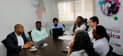 Alcaldía y USAID firman convenio para favorecer a más de 300 barberos del oriente de Cali