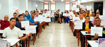 Se fortalece la empleabilidad: fueron certificados 35 caleños para conducir vehículos de servicio público