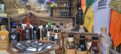 Con viche, curao y tomaseca, en el Petronio Álvarez el mundo dice ¡Salud!