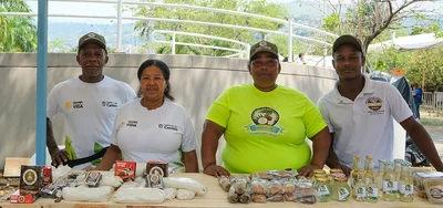 “Cambiando la coca por el coco logramos la Paz en el Pacífico”