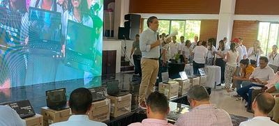 Min tic entregó 150 computadores nuevos a la Institución Educativa Eustaquio Palacios