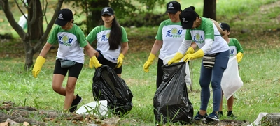 Beneficiarios de ‘Todas y Todos a Estudiar’ promueven conciencia ambiental en la carrera ‘Soy Plogger’