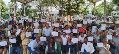 Entrega de capital semilla del ‘Presupuesto Participativo’, le cambia la perspectiva a 50 emprendedores de la comuna 10