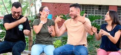 Cali promueve la Lengua de Señas Colombiana para el bienestar de la población sorda