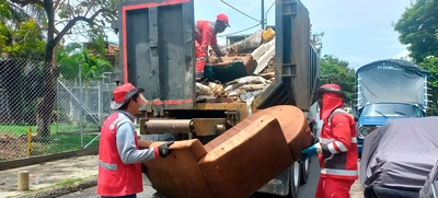 Una jornada sobre recolección de residuos voluminosos se cumplió en la comuna 21