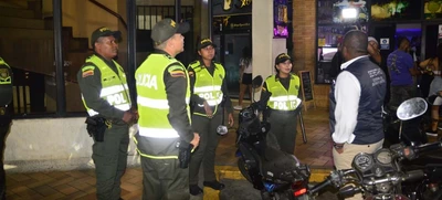 Un centenar de policiales desplegaron acciones de seguridad en el corazón de Cali