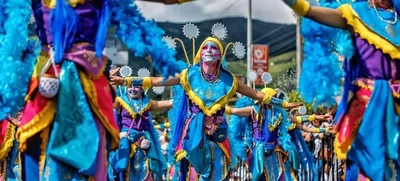 Carrozas de Nariño y Antioquia participarán del desfile de Cali Viejo, un espectáculo lleno de color y alegría