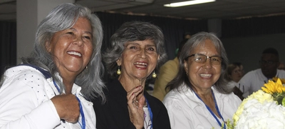 Adultos mayores participaron activamente en Foro sobre las TIC