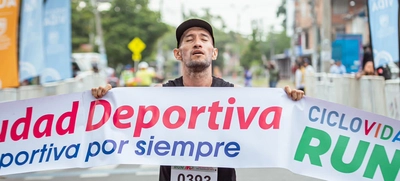 Hoy, la Comuna 21 marcó el ritmo con la carrera Ciclovida Run 7K