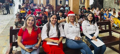 La Alcaldía de Cali celebra con niñas y niños los días de la Novena Navideña