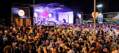 ‘Encuentro de Melómanos y Coleccionistas’ prendió luces en la Feria con música tropical