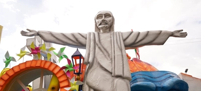 2000 artistas engalanaron el desfile del Carnaval de Cali Viejo 