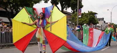 Propios y visitantes se gozaron el desfile del Cali Viejo