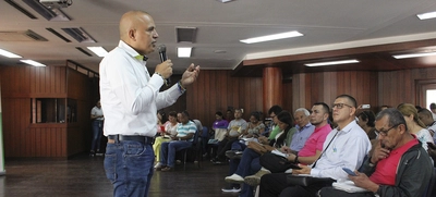 Caleños se capacitan para formular los planes de desarrollo de sus comunas y corregimientos