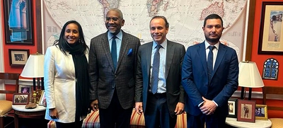 Movilizar recursos técnicos y financieros, uno de los objetivos del alcalde de Cali Alejandro Eder, en su primera jornada en Washington