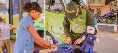 Con el plan ‘Territorios Seguros’, Alcaldía de Santiago de Cali y Policía  Metropolitana buscan prevenir delitos en la comuna 18