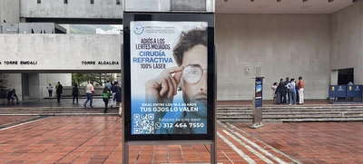 Reposición de 50 elementos del mobiliario urbano Mupis en Cali
