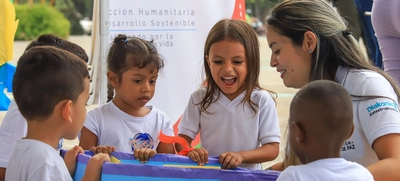 De la mano de las apuestas Brújula y Ruta 25 celebramos el mes de la niñez en la ‘Sucursal del Cielo’