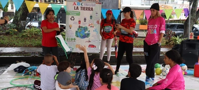 La lluvia, un especial regalo para la Tierra, durante el día de su conmemoración en la Ciclovida de Cali