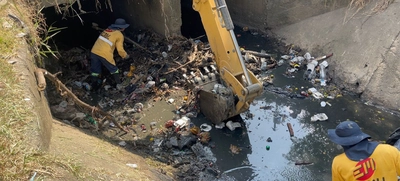 Con 119 puntos de arrojo clandestino identificados, urge que los caleños no arrojen residuos a los canales de aguas lluvias, de lo contrario, ¡nos vamos a inundar!