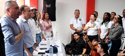 “Estamos aquí para hablar y encontrar soluciones”: Alejandro Eder,  alcalde de Cali