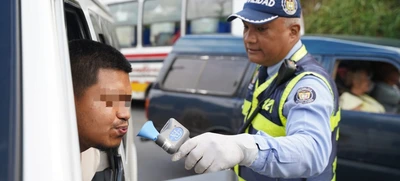 150 agentes de tránsito de Cali se capacitaron en manejo y operatividad de alcoholímetros
