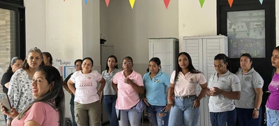 Construimos futuros brillantes: con las agentes educativas trabajamos comprometidos por la niñez de Cali